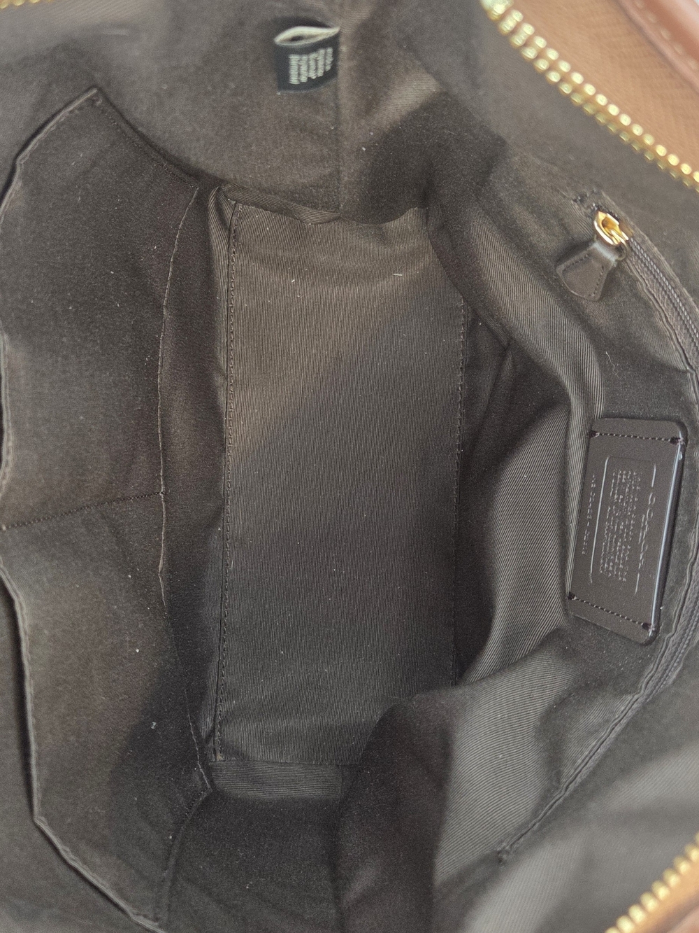 Coach Val Duffle In Signature Canvas - Picture 7 of 8